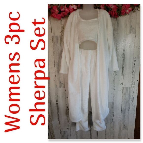 NWOT Women's 3pc Sherpa Set - Picture 1 of 11